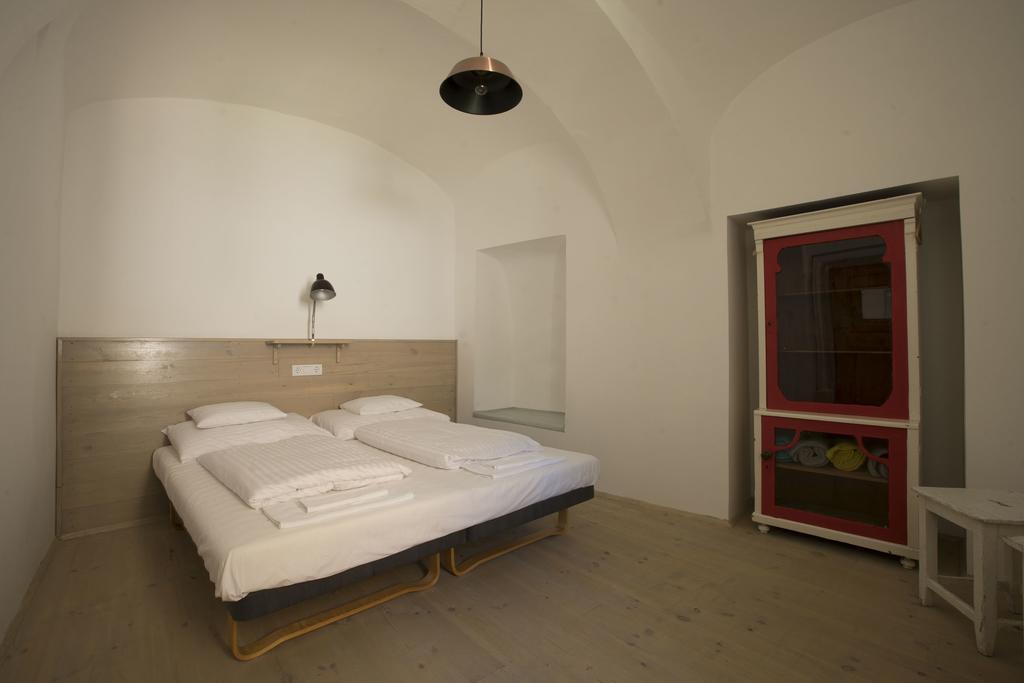 Plitzner Belvarosi Apartmanhaz Eger Exterior photo